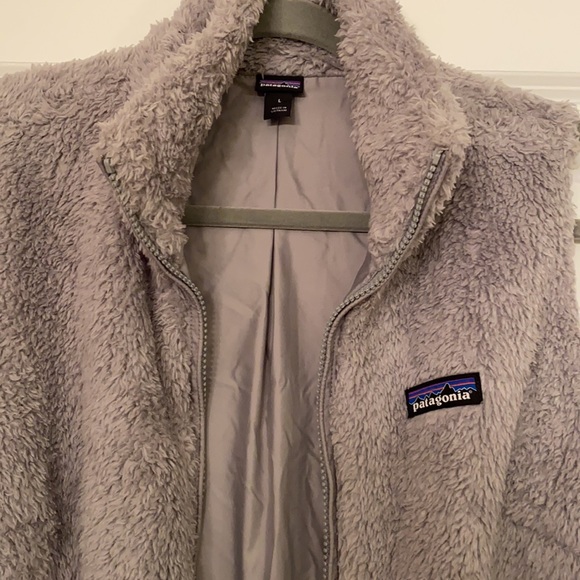 Patagonia grey soft fleece vest - Picture 2 of 5